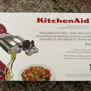 BNWT in box KitchenAid Spiralizer with Peel, Core and Slice
